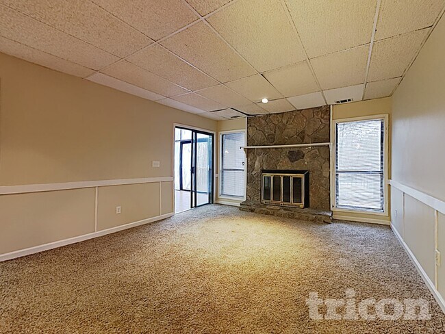 Foto del edificio - 3958 Cotswold Dr SW