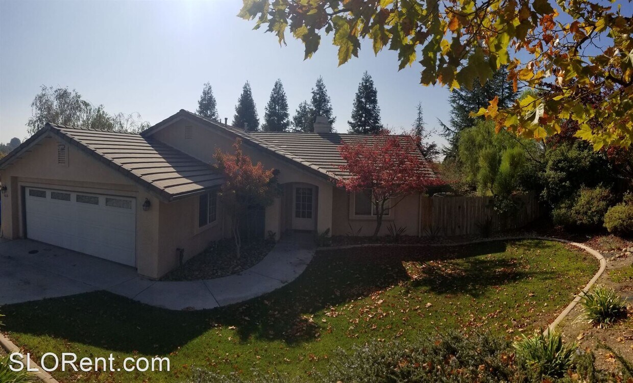 Foto principal - 3 br, 2 bath House - 1618 Via Rosa