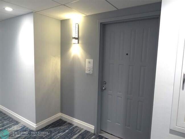 Foto del edificio - 3400 S Ocean Blvd