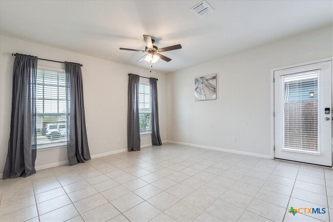 Building Photo - 360 Spiny Lizard Ln