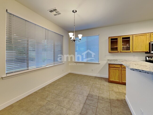 Foto del edificio - 5602 W Darrel Rd