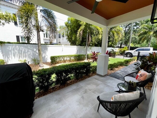 Building Photo - UPSCALE IMMACULATE GATED COLLEGE PARK 3x3....