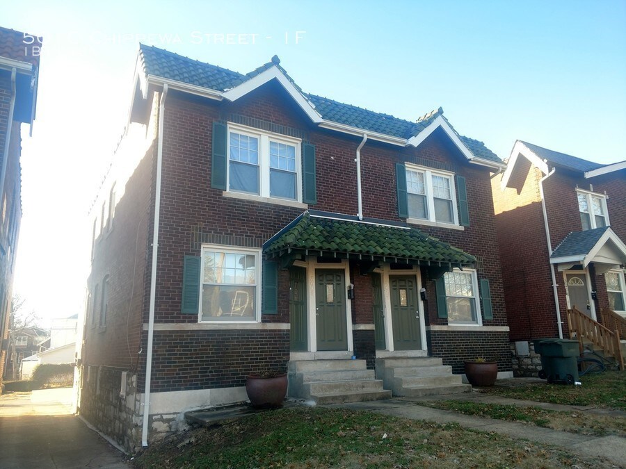Primary Photo - 5010 Chippewa St