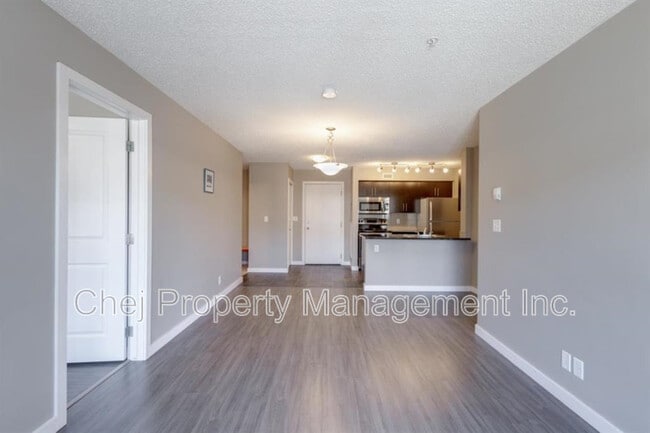 Building Photo - 5816 Mullen Pl NW