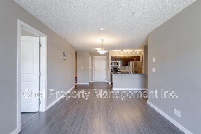 Photo du bâtiment - 5816 Mullen Pl NW