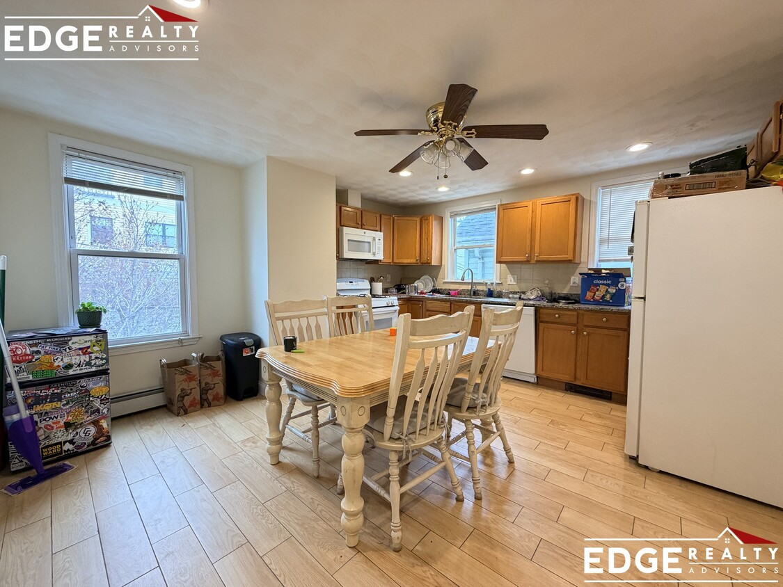 1092-1098 Cambridge St. Unit 1094 - 1092-1098 Cambridge St. Unit 1094