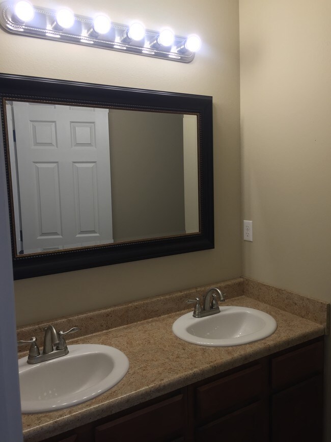 4500 Nace Ln, Paducah, KY 42001 Townhome Rentals in Paducah KY