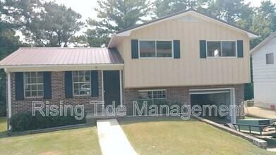 Building Photo - 625 Old Pine Rd