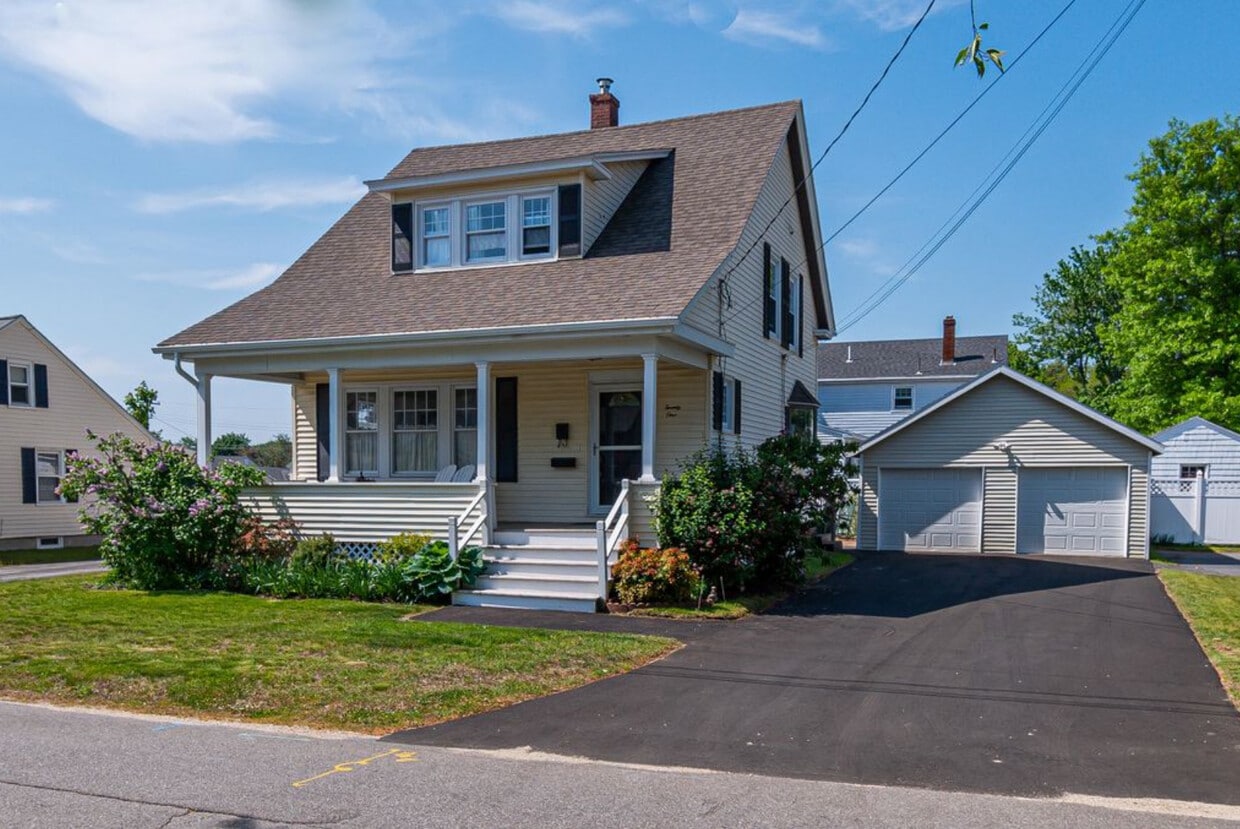 Primary Photo - 21 McLean St