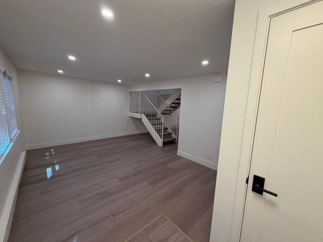 Foto del edificio - 435 Pine Meadows Dr