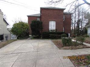 Building Photo - 52 Sumner Ave