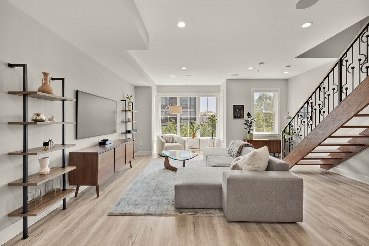 Living Area with Bay Window - 1912 8th St NW