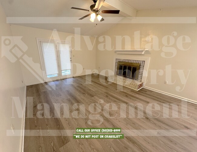Foto del edificio - 16 Brierwood Cir