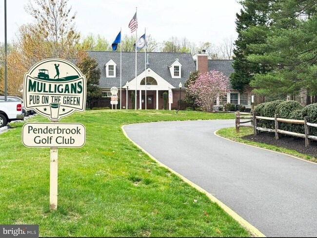 Foto del edificio - 12101 Green Ledge Ct