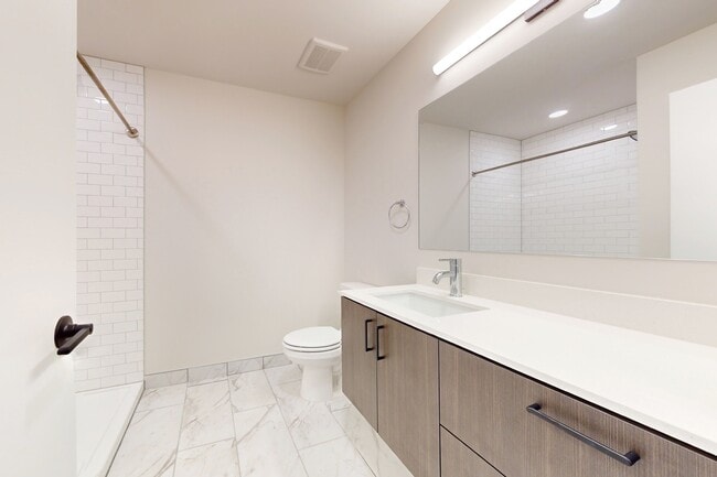 Interior Photo - Roxford at The Crosswalks