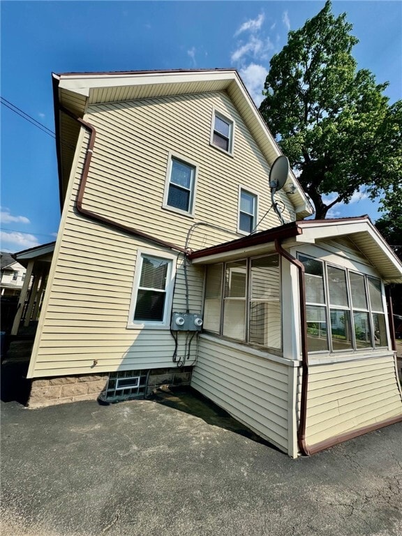 Building Photo - 235 E Elm St