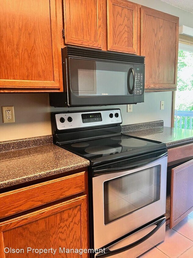 Foto del edificio - 2 br, 1 bath House - 8544 Jeffrey Avenue S...