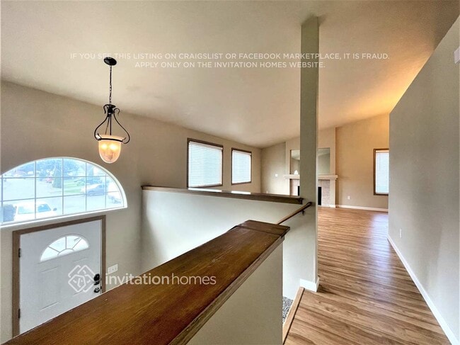 Building Photo - 17407 17th Ave E