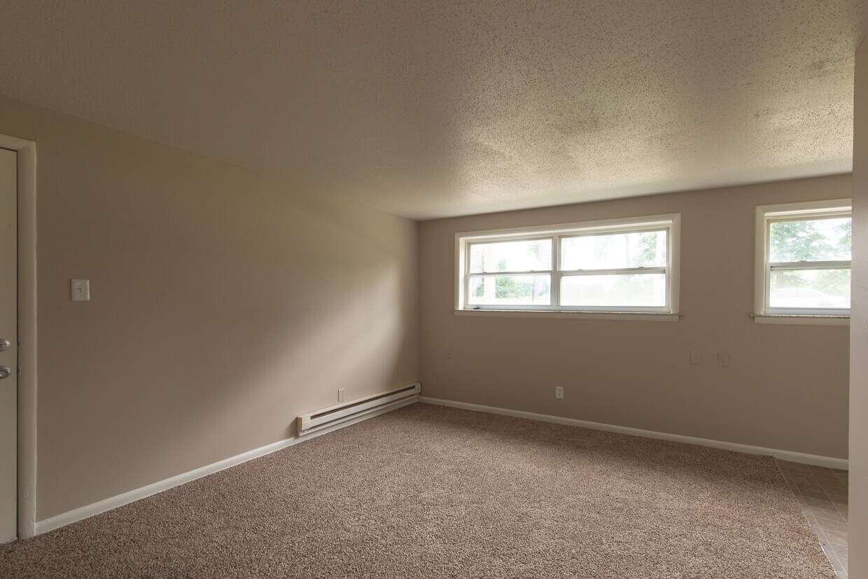 Foto principal - 2840 S East St