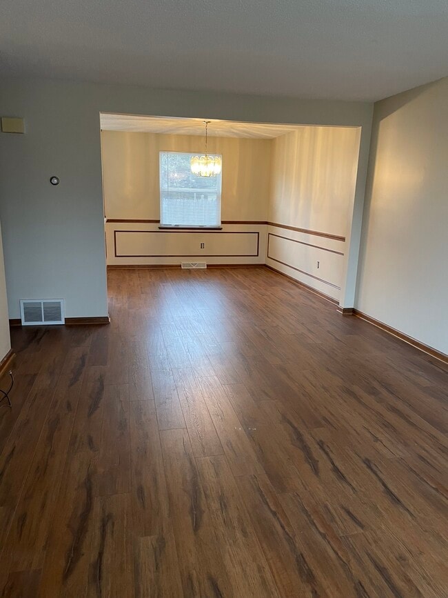 Building Photo - 1413 Borden Rd