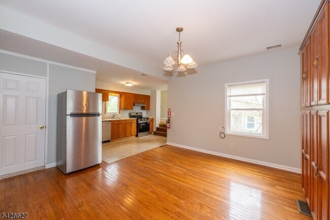 Foto del edificio - 99 Chesapeake Ave