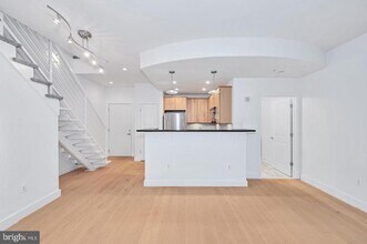 Building Photo - 1209 13th St NW