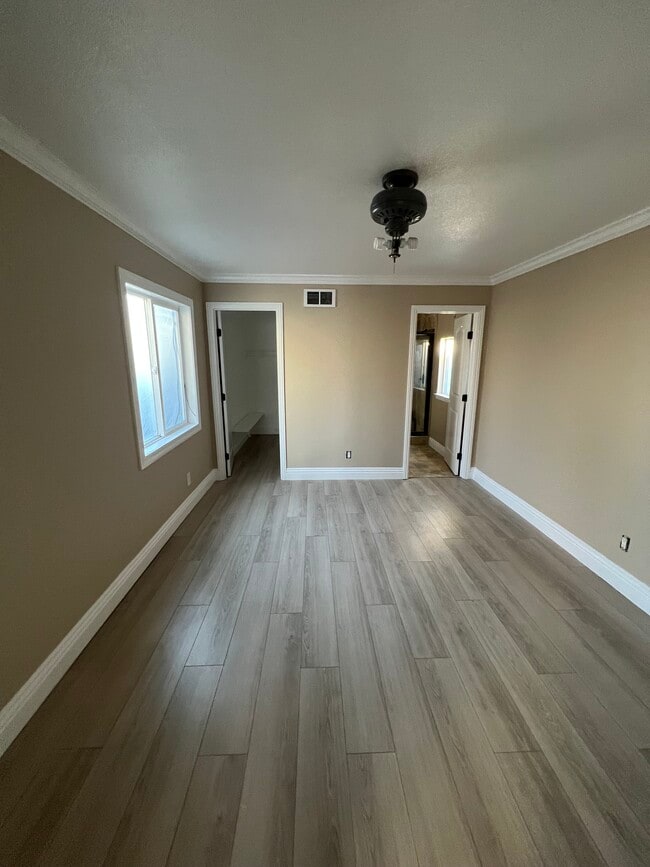 Building Photo - 3156 McKee Rd