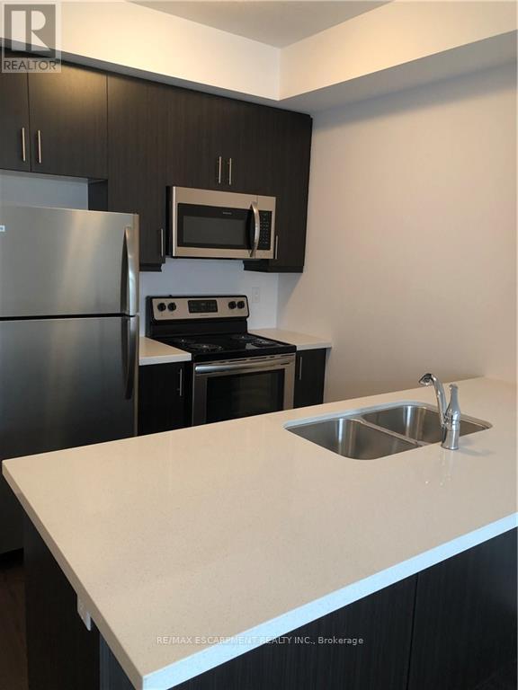 Building Photo - 125 Shoreview Pl