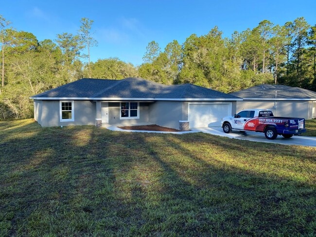 Foto del edificio - Custom Home - Desirable SW Dunnellon Neigh...