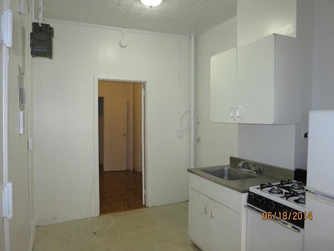Building Photo - 489 2nd Ave