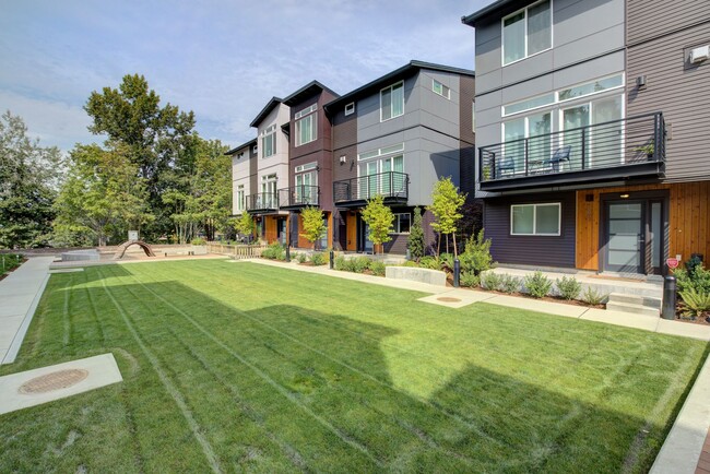 Building Photo - 3Bd/2.25Ba Bellevue Townhouse