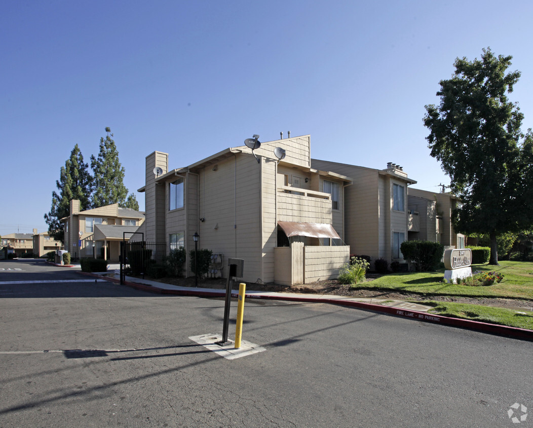 Building Photo - Hidden Glen Apartments