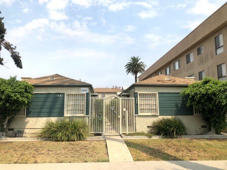 Primary Photo - 146 N Hamilton Dr