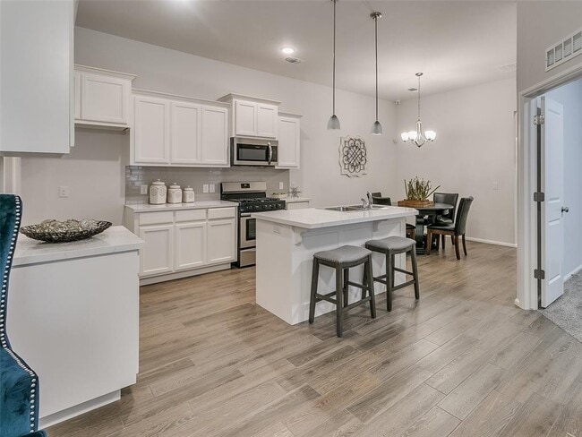 Building Photo - 2429 Northcreek Ln