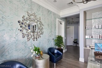 Building Photo - 5722 Oakmont Ct