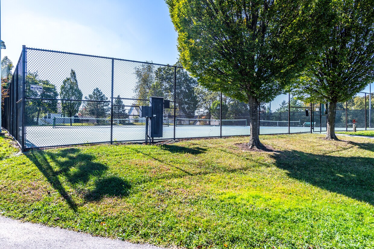 148 Carmel Woods Dr, Ellisville, MO 63021 Townhome Rentals in