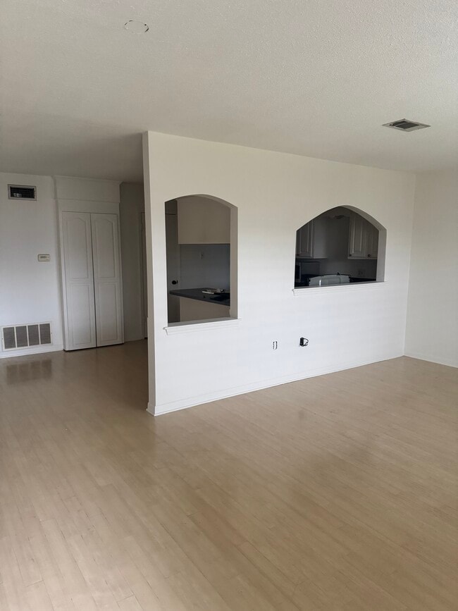 Building Photo - 4600 Parliament Dr