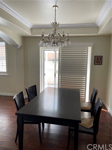 Foto del edificio - 440 W Huntington Dr