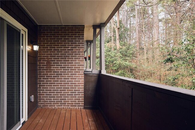 Foto del edificio - 763 Houston Mill Rd NE