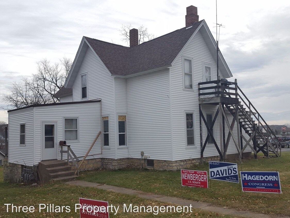 Primary Photo - 401 N Broadway Ave