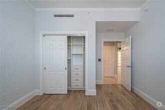 Building Photo - 5068 Annunciation Cir
