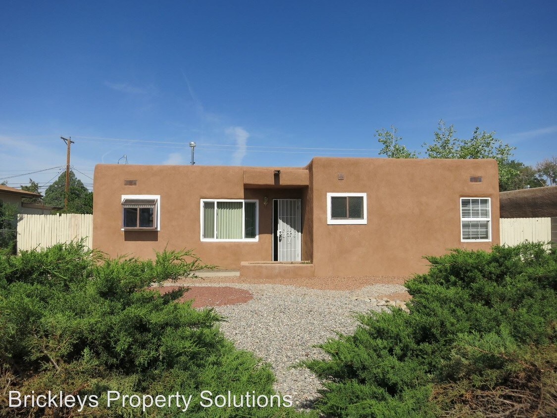 Primary Photo - 2913 Manzano St NE