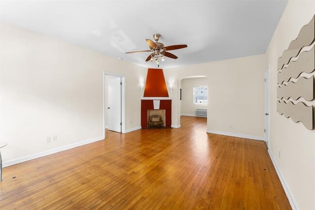 Foto del edificio - 1241 13th St