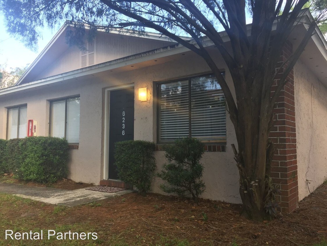Primary Photo - 6224 Longchamp Dr