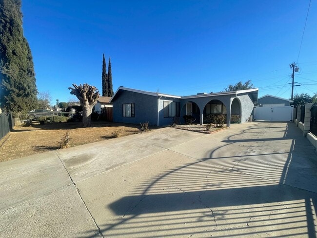 3BD/1.5BA House -24701 Starcrest Dr. Moreno Valley, CA 92553 - 3BD/1.5BA House -24701 Starcrest Dr.  Moreno Valley, CA 92553