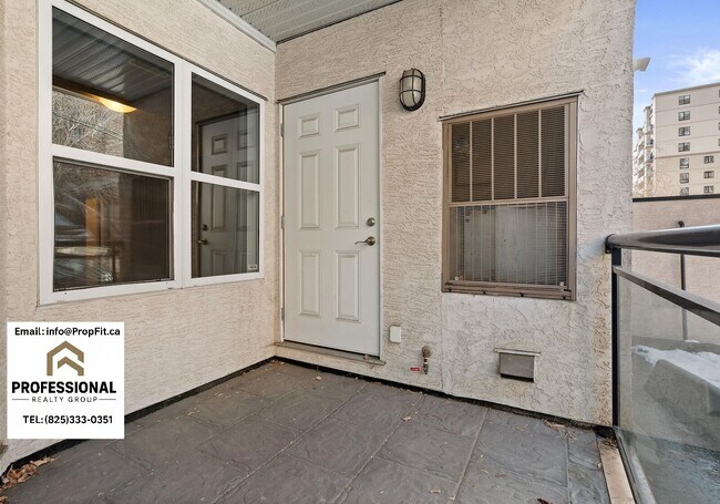 Photo du bâtiment - 10503 98 Ave NW