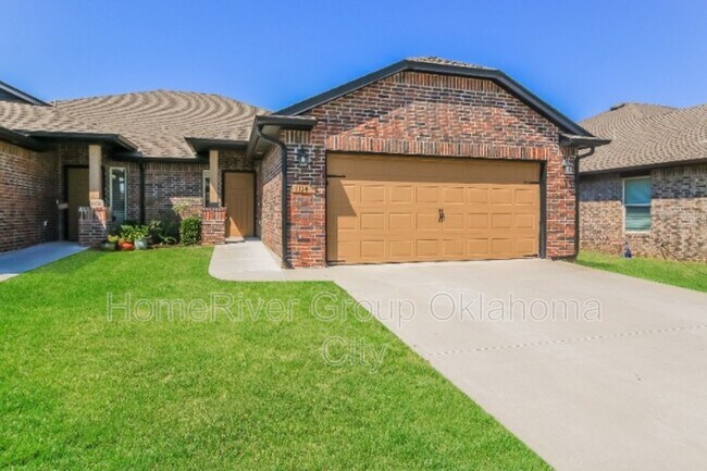 Building Photo - 1114 Merlin Dr