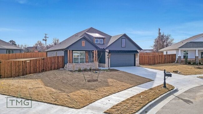 Building Photo - Your New Home in Owasso with Modern Elegance