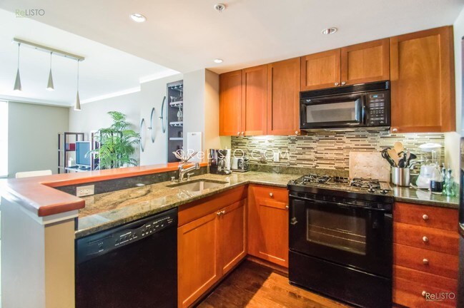 Building Photo - 400 Beale St