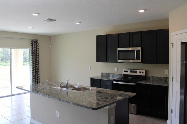 Foto del edificio - 16824 Harvest Moon Way
